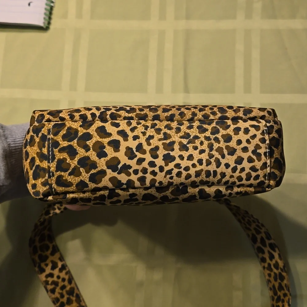 Liz Claiborne EUC Mini shoulder bag, animal print - Picture 5 of 9